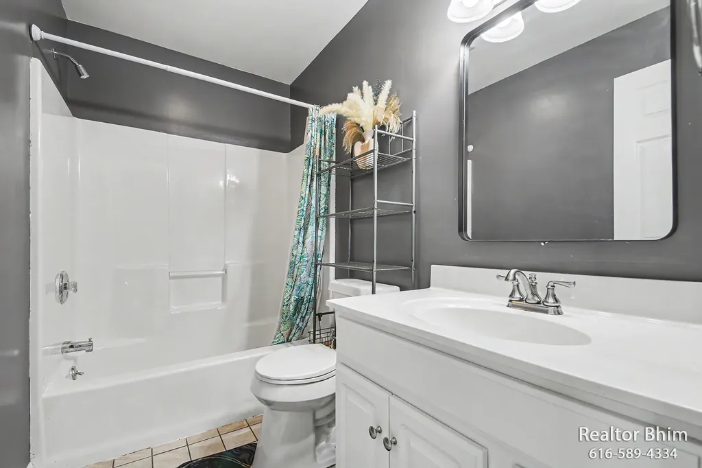 6712 Hartman Drive SE Gaines Charter Township MI 49316