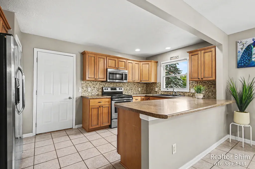 6712 Hartman Drive SE Gaines Charter Township MI 49316