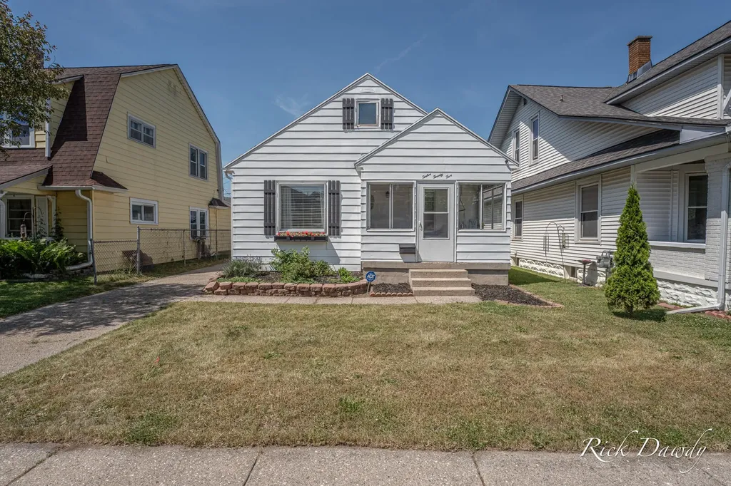 1225 Rathbone Street SW Wyoming City MI 49509