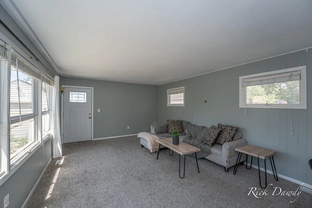 1225 Rathbone Street SW Wyoming City MI 49509