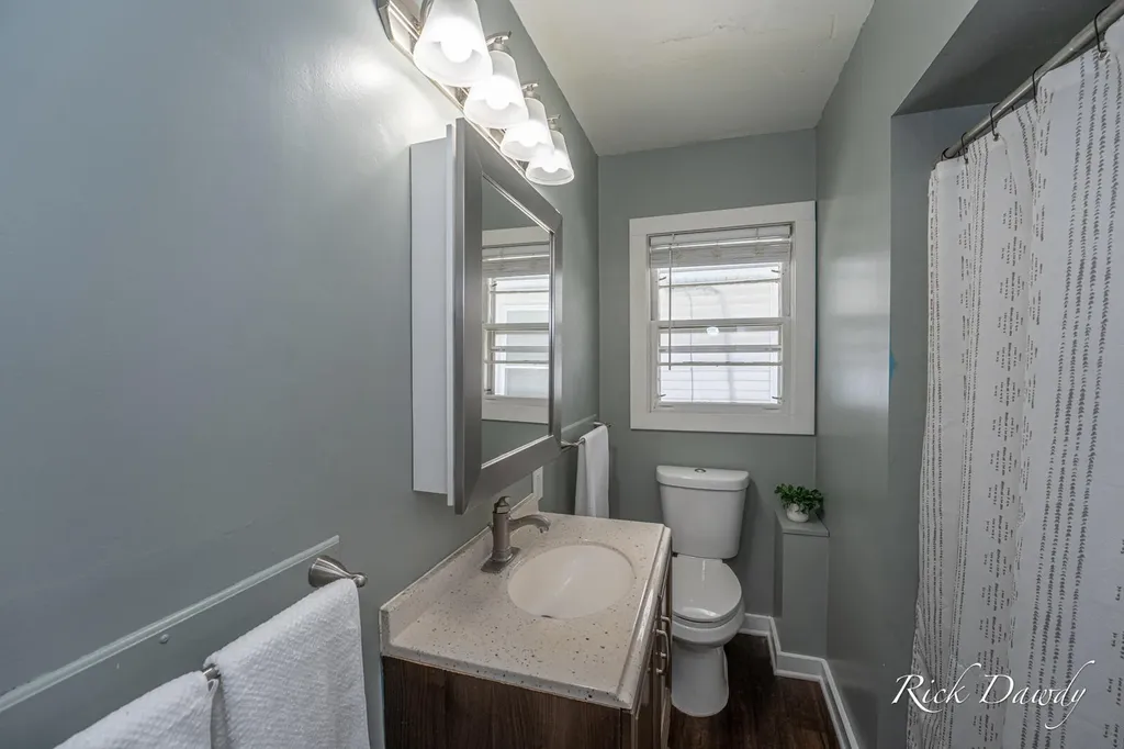 1225 Rathbone Street SW Wyoming City MI 49509