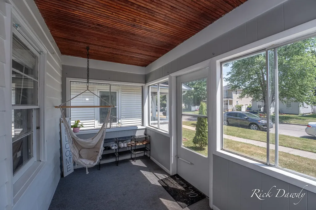 1225 Rathbone Street SW Wyoming City MI 49509