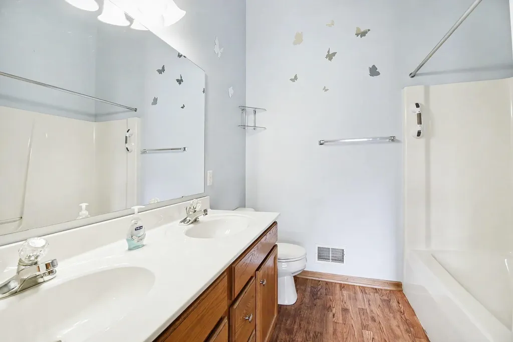 2091 Woodshire Place SE Kentwood City MI 49508