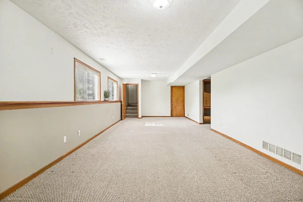 2091 Woodshire Place SE Kentwood City MI 49508