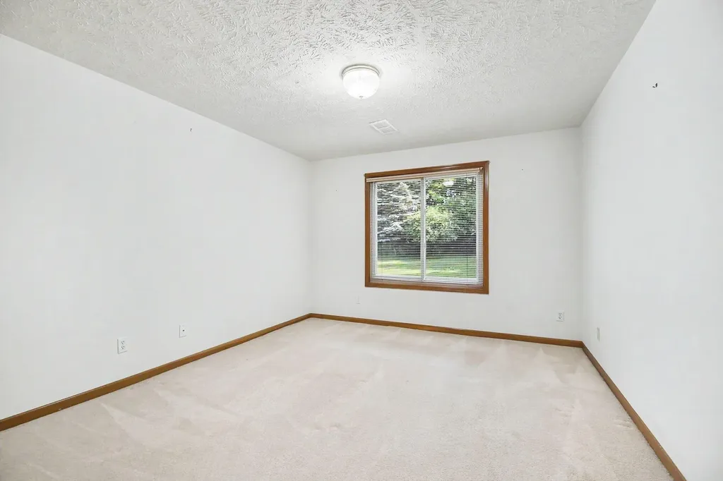2091 Woodshire Place SE Kentwood City MI 49508