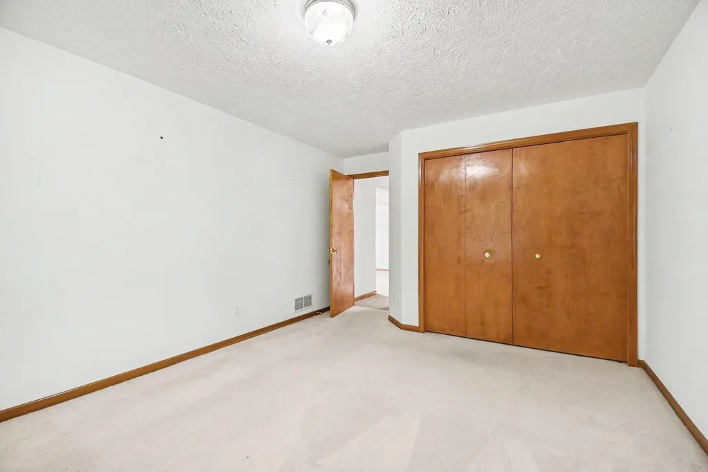 2091 Woodshire Place SE Kentwood City MI 49508