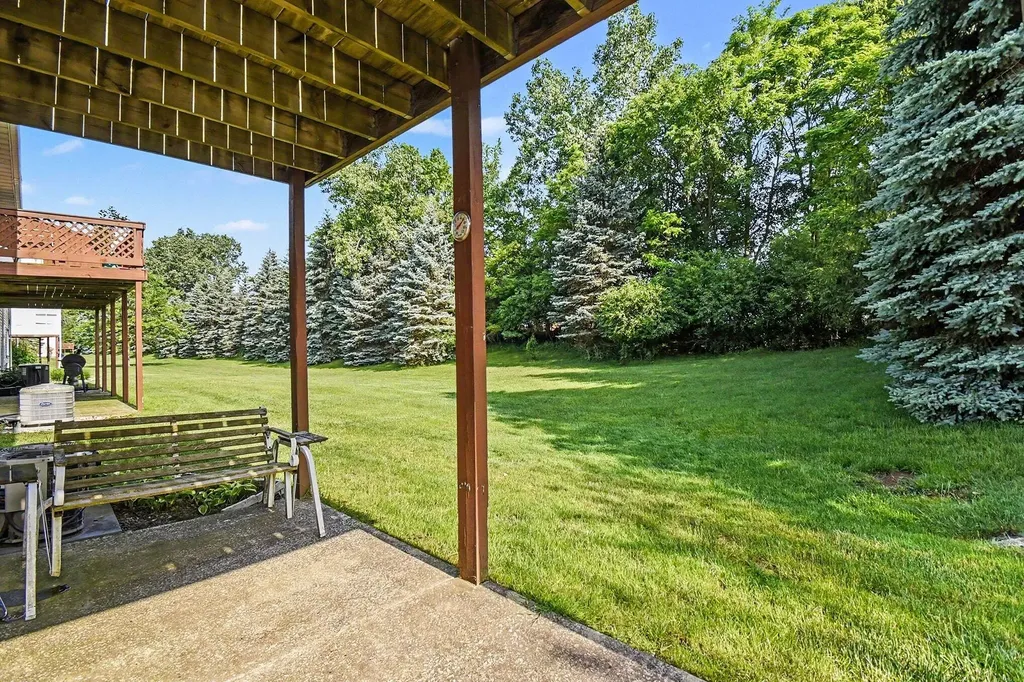 2091 Woodshire Place SE Kentwood City MI 49508