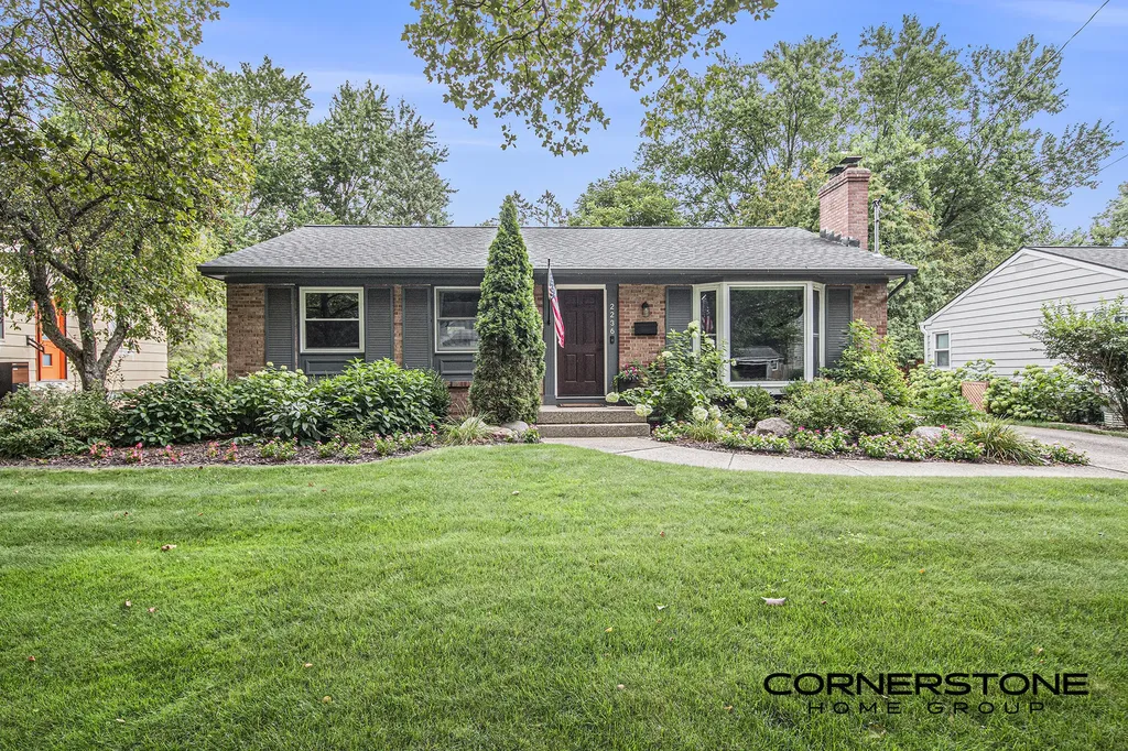 2236 Sylvan Avenue SE Grand Rapids City MI 49506