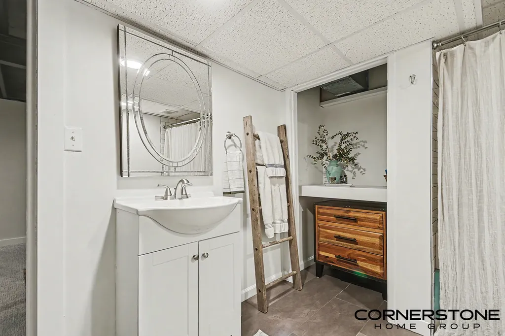 2236 Sylvan Avenue SE Grand Rapids City MI 49506