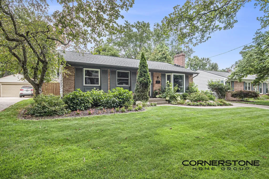 2236 Sylvan Avenue SE Grand Rapids City MI 49506