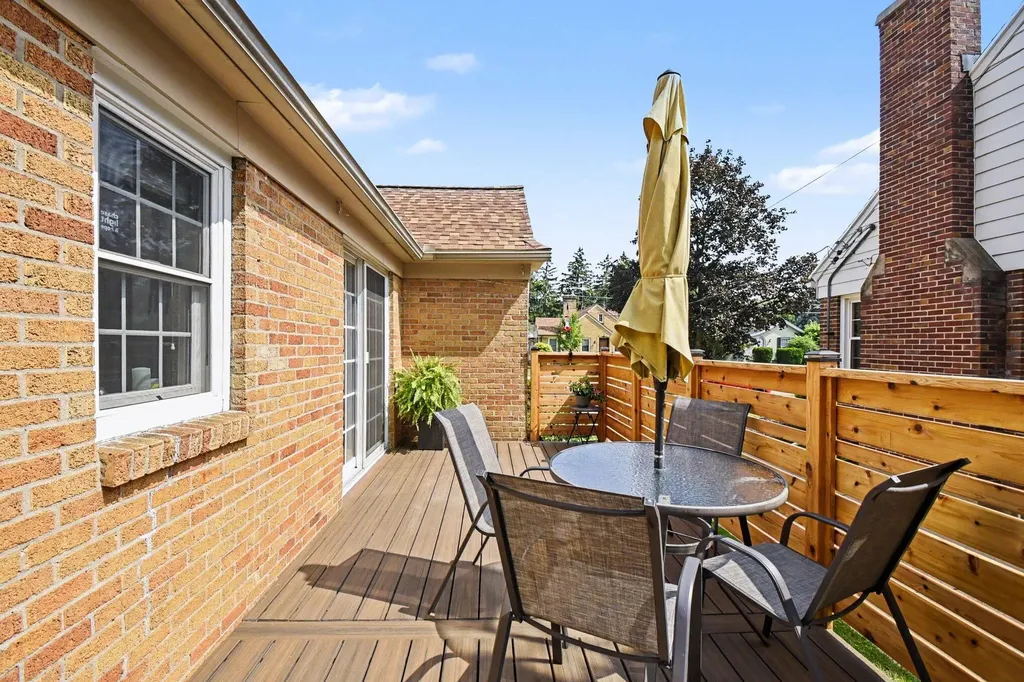 904 Mayhew Wood Drive SE Grand Rapids City MI 49507