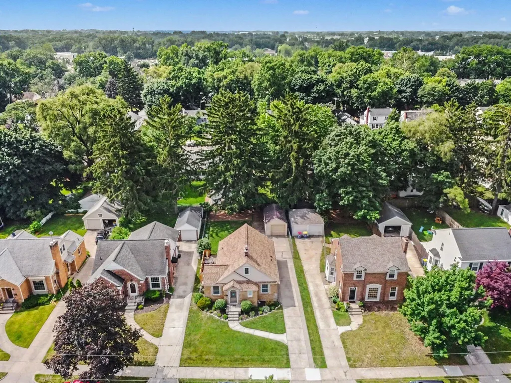 904 Mayhew Wood Drive SE Grand Rapids City MI 49507