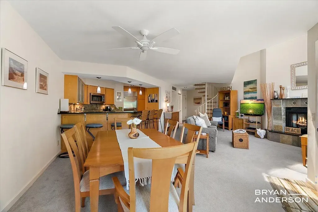 810 S Harbor Drive Grand Haven City MI 49417