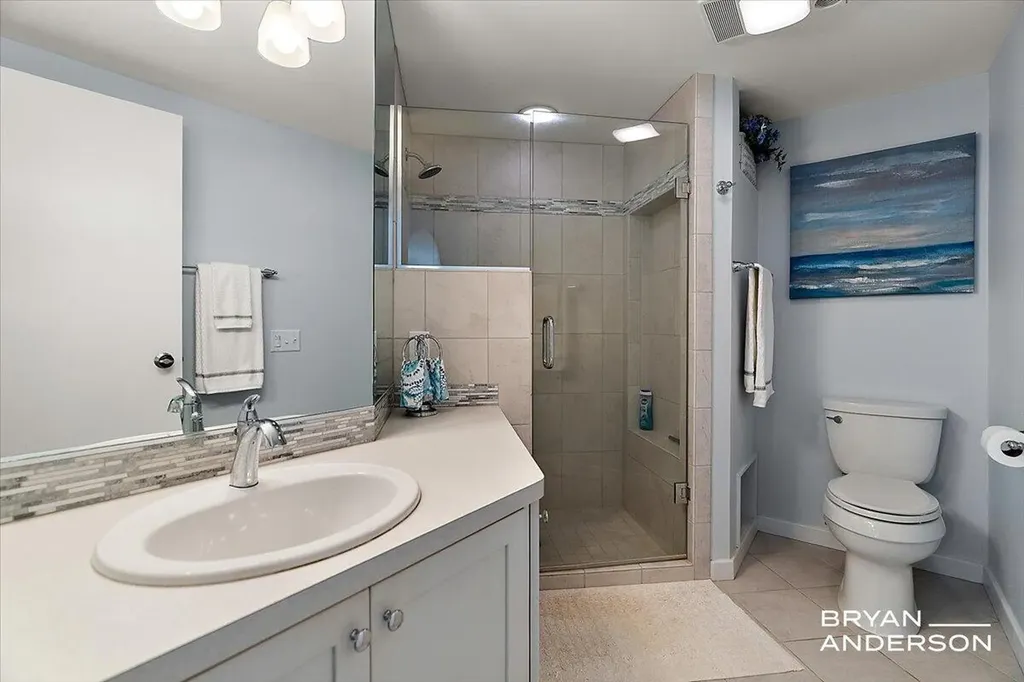 810 S Harbor Drive Grand Haven City MI 49417