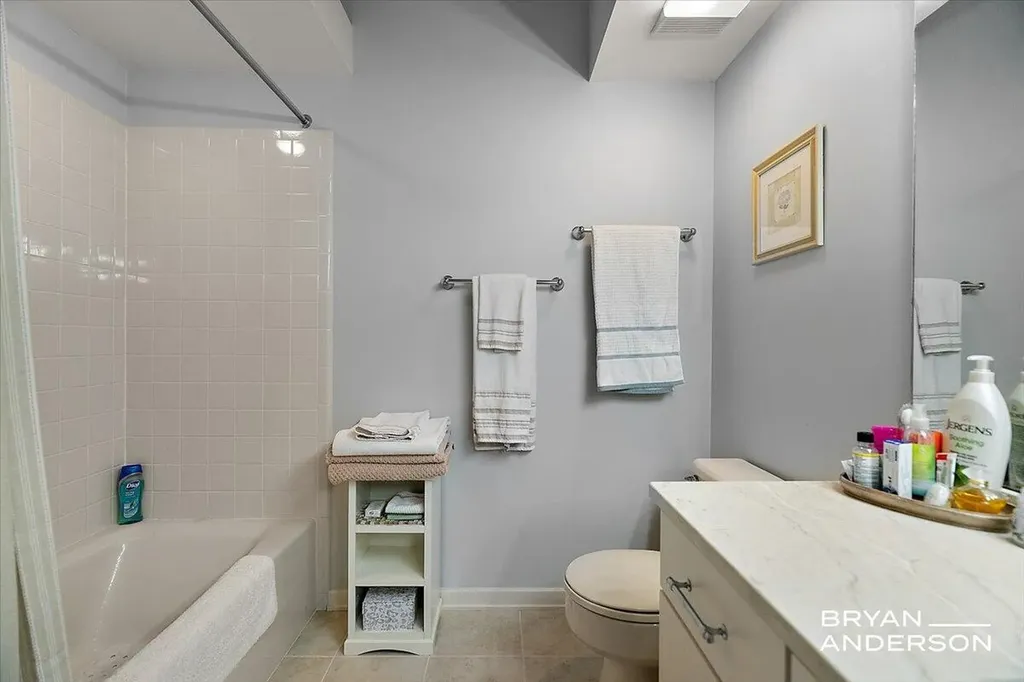 810 S Harbor Drive Grand Haven City MI 49417