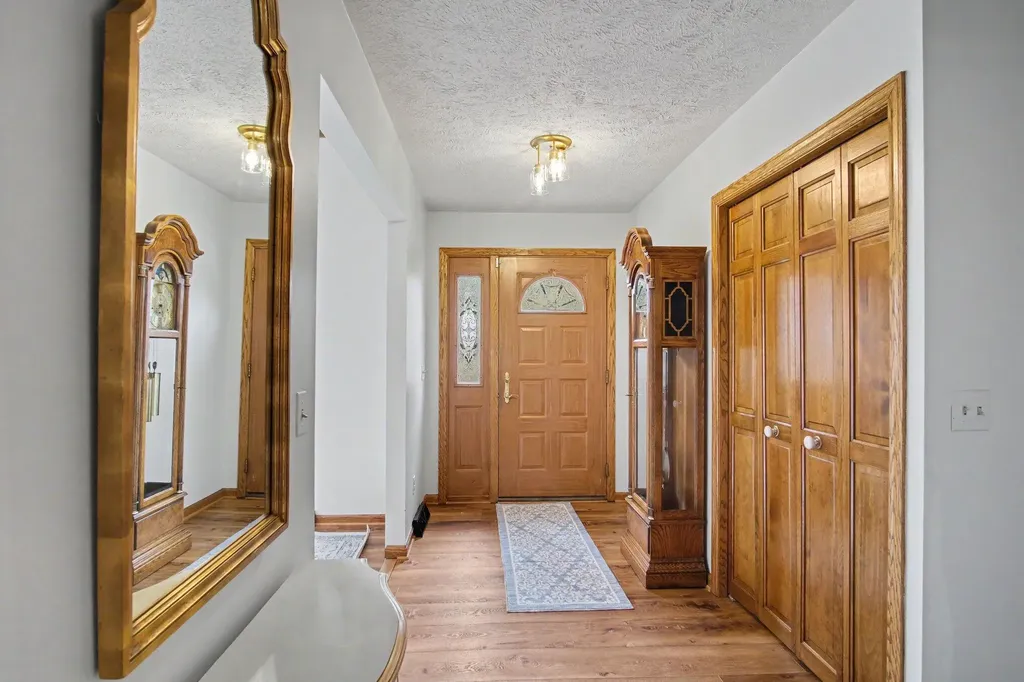 1795 Pembroke Street SE Kentwood City MI 49508