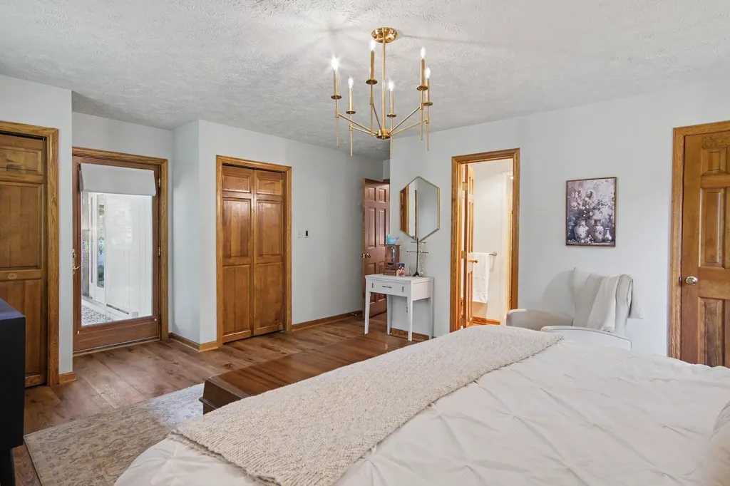 1795 Pembroke Street SE Kentwood City MI 49508