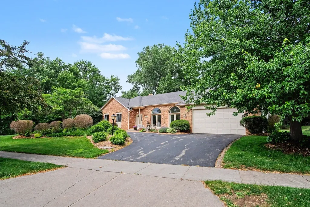 1795 Pembroke Street SE Kentwood City MI 49508