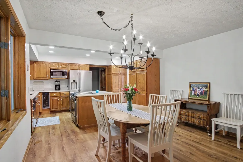 1795 Pembroke Street SE Kentwood City MI 49508