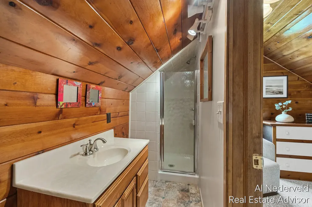 303 Wallinwood Avenue NE Grand Rapids City MI 49503