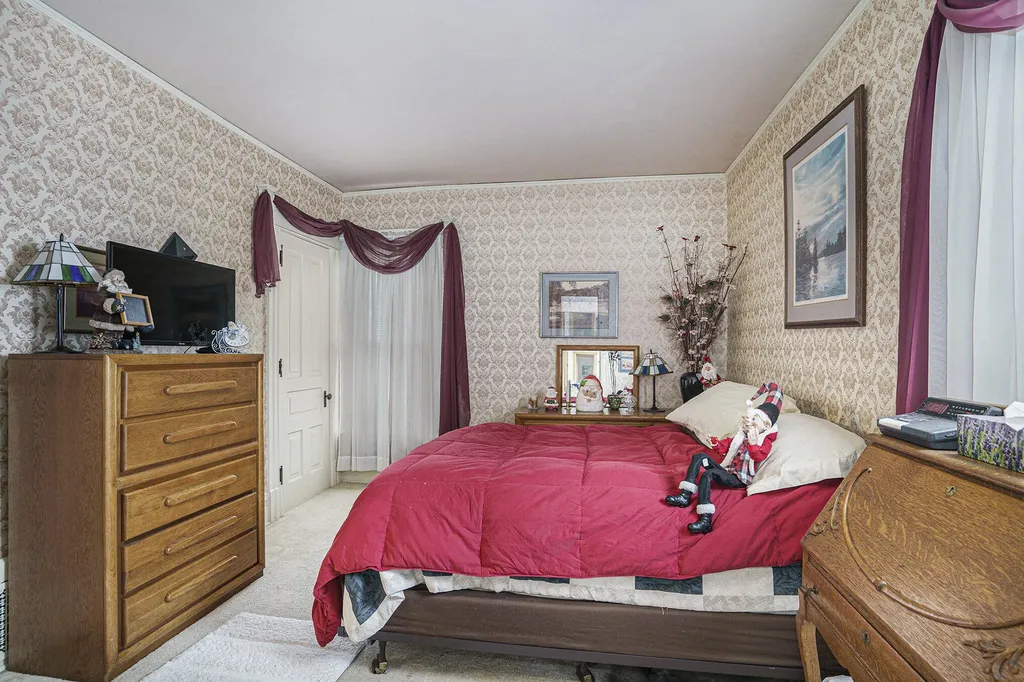 1133 S Westnedge Avenue Kalamazoo City MI 49008