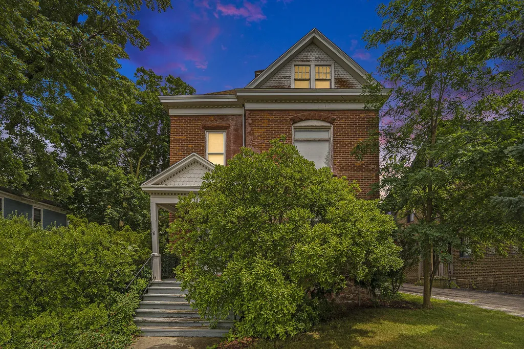 1133 S Westnedge Avenue Kalamazoo City MI 49008
