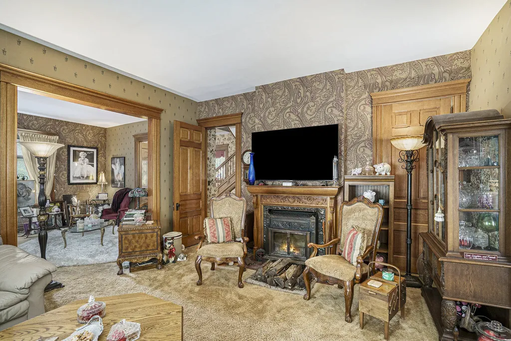 1133 S Westnedge Avenue Kalamazoo City MI 49008