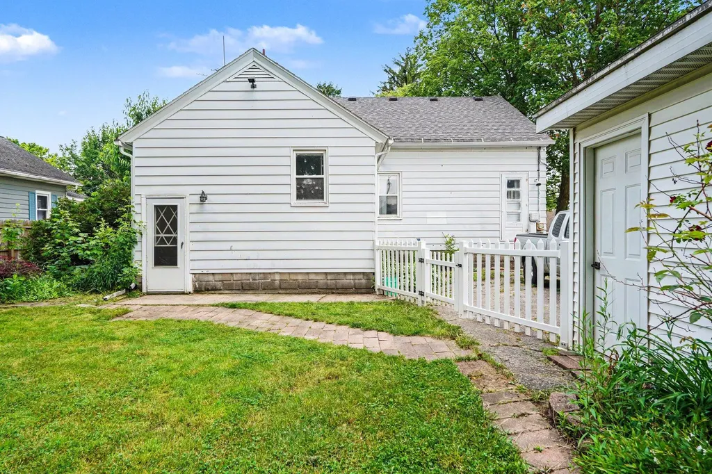 8486 Harlow Avenue SW Byron Township MI 49315