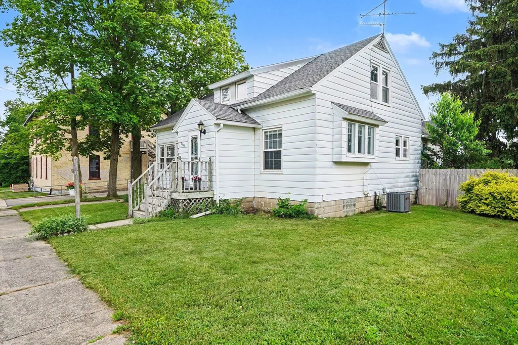 8486 Harlow Avenue SW Byron Township MI 49315