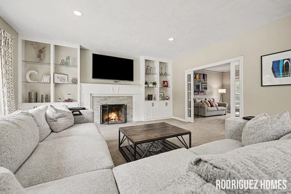 2246 Cascade Lakes Circle SE Cascade Charter Township MI 49546
