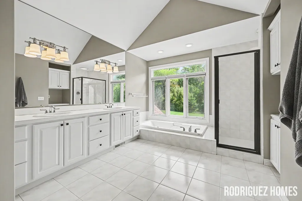 2246 Cascade Lakes Circle SE Cascade Charter Township MI 49546