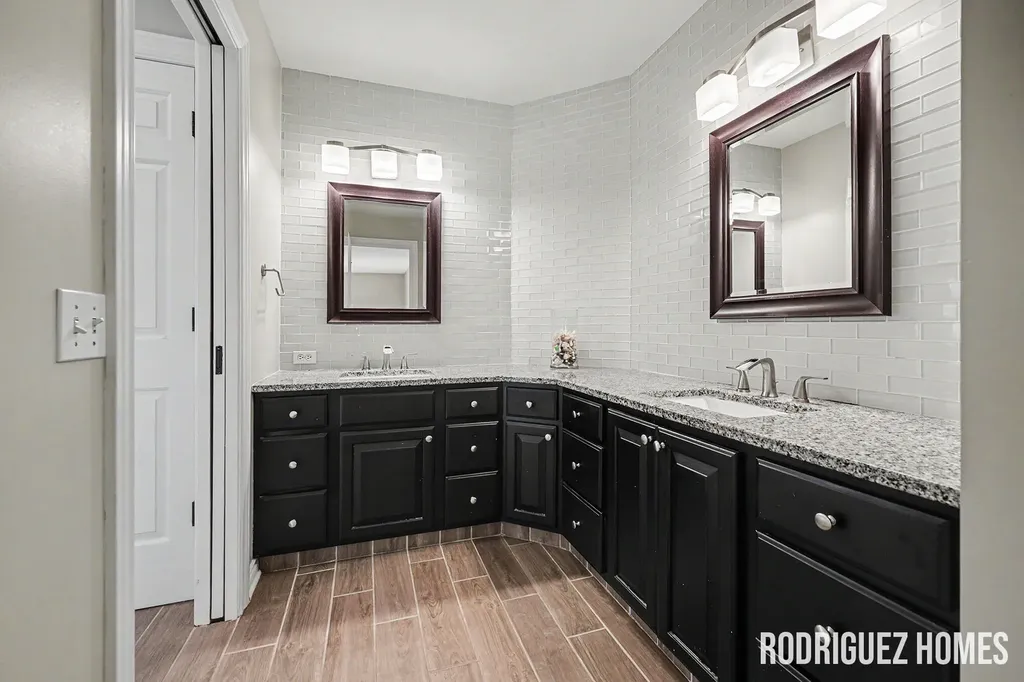 2246 Cascade Lakes Circle SE Cascade Charter Township MI 49546