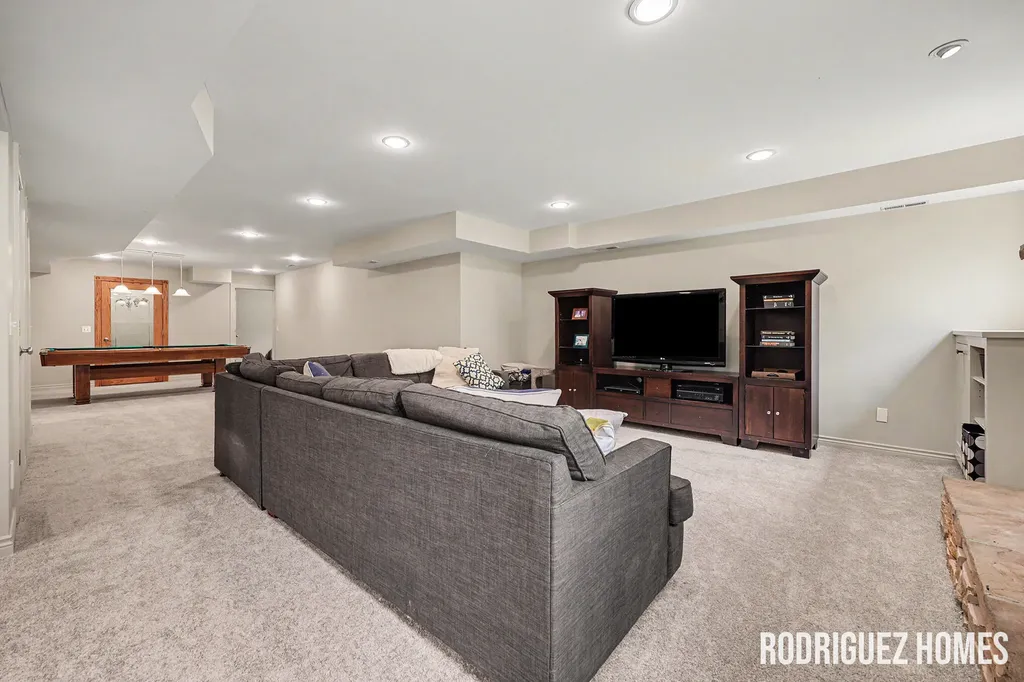2246 Cascade Lakes Circle SE Cascade Charter Township MI 49546
