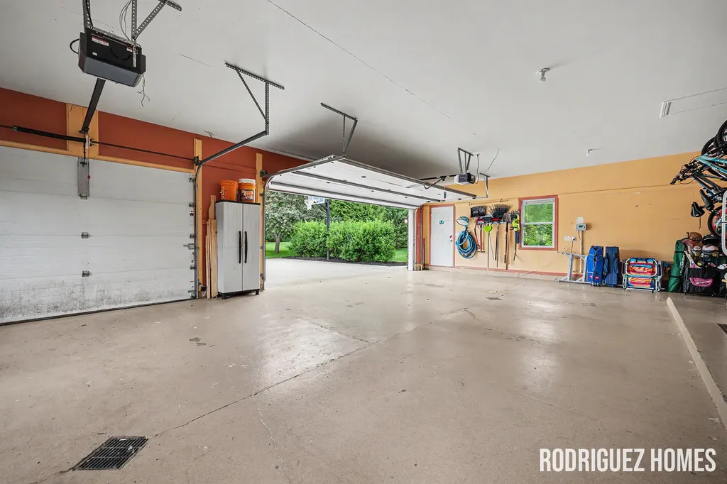 2246 Cascade Lakes Circle SE Cascade Charter Township MI 49546