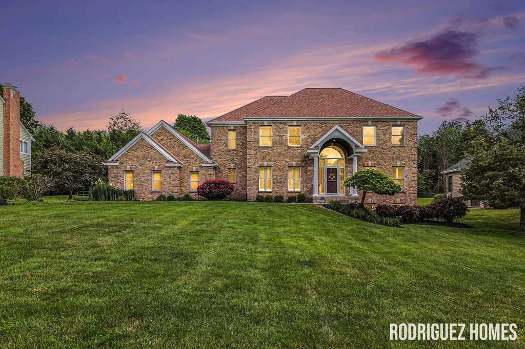 2246 Cascade Lakes Circle SE Cascade Charter Township MI 49546