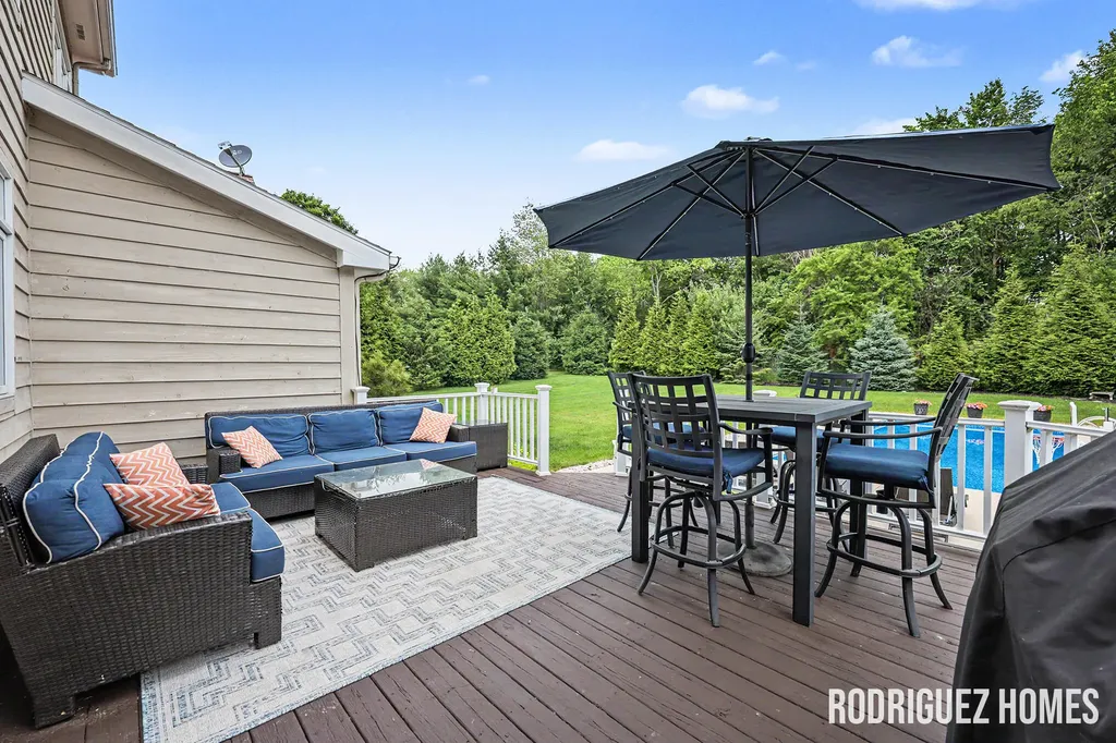 2246 Cascade Lakes Circle SE Cascade Charter Township MI 49546