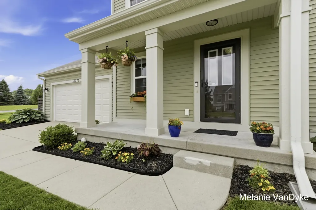4770 Hidden Highland Drive NE Plainfield Charter Township MI 49341