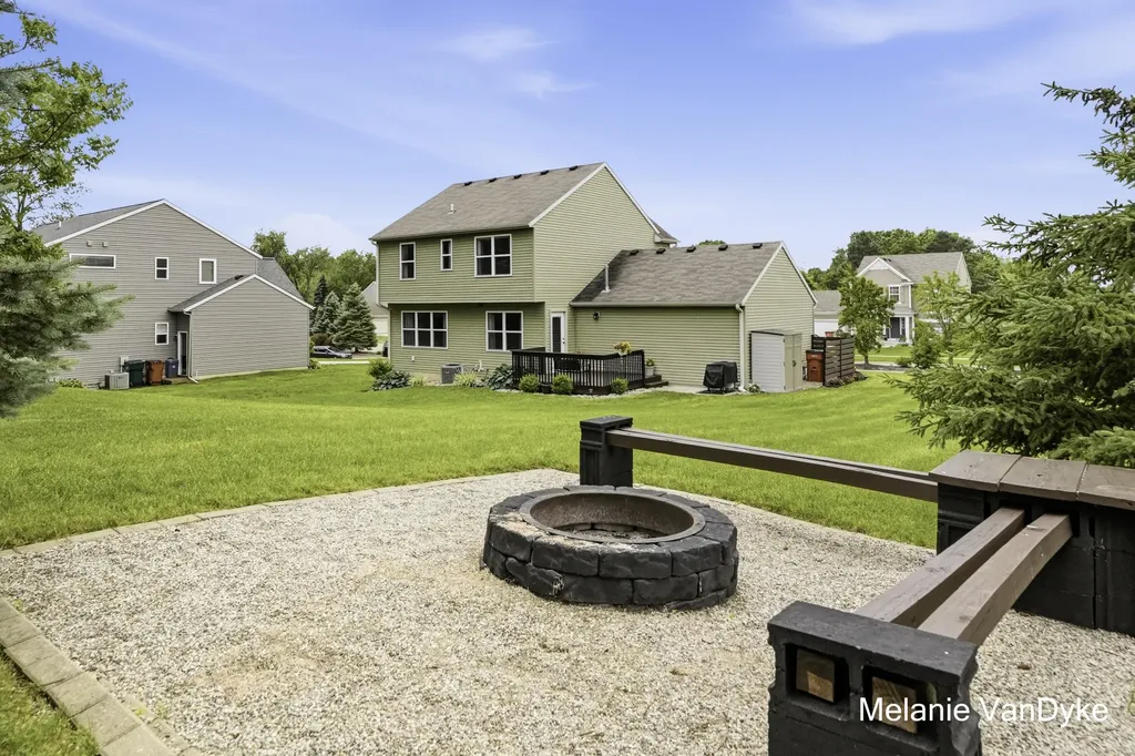 4770 Hidden Highland Drive NE Plainfield Charter Township MI 49341