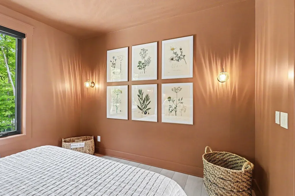 2578 Lakeshore Drive Saugatuck Township MI 49408