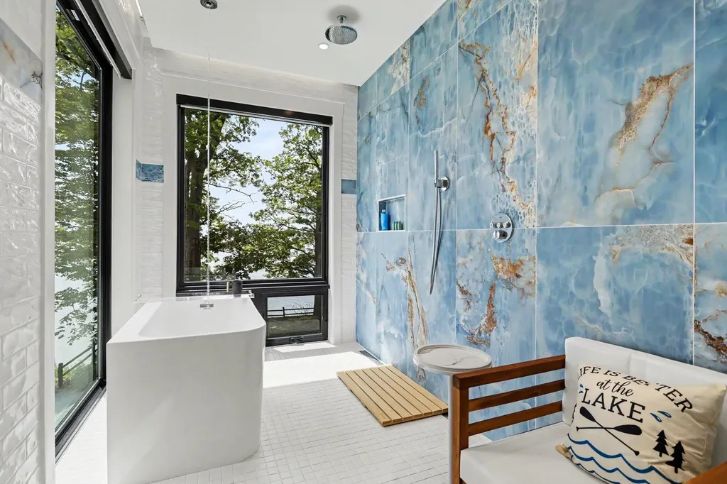2578 Lakeshore Drive Saugatuck Township MI 49408