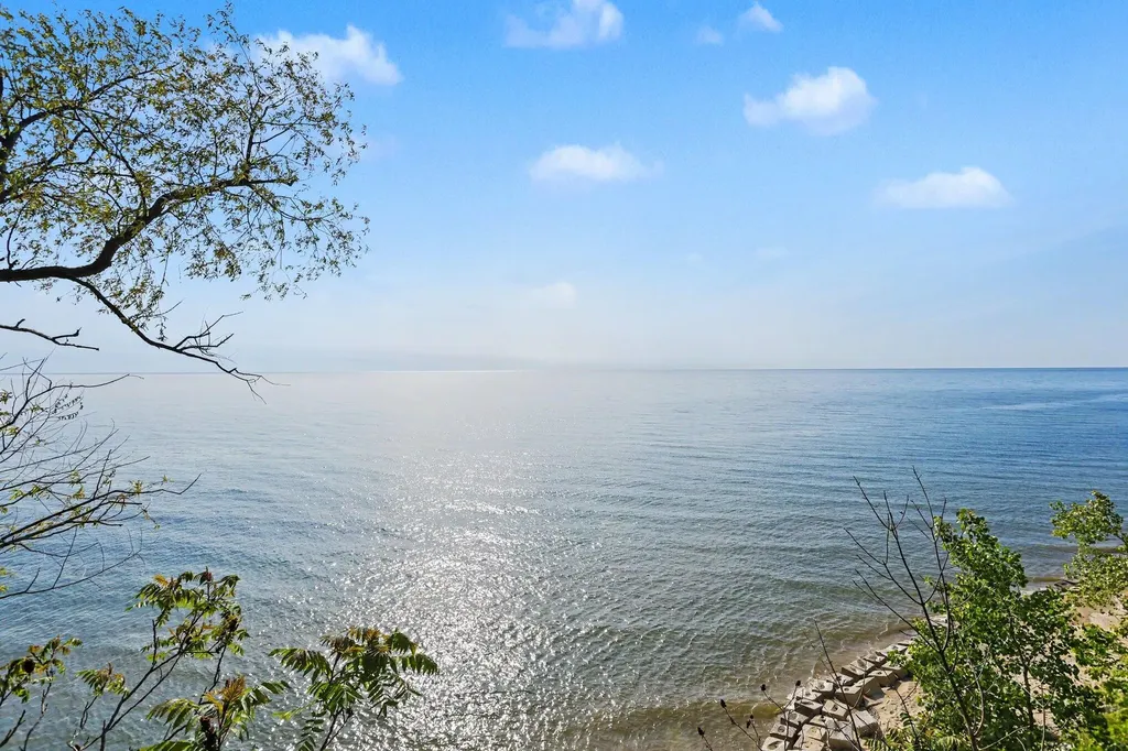 2578 Lakeshore Drive Saugatuck Township MI 49408