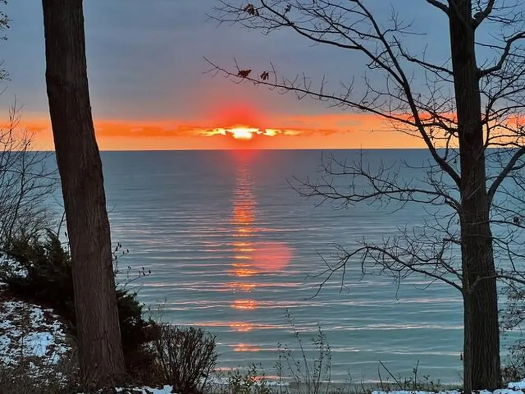 2578 Lakeshore Drive Saugatuck Township MI 49408