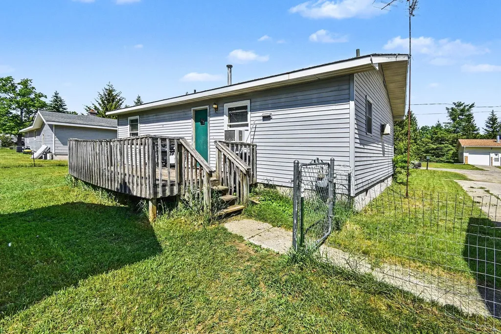 561 Pembroke Drive Grayling Charter Township MI 49738