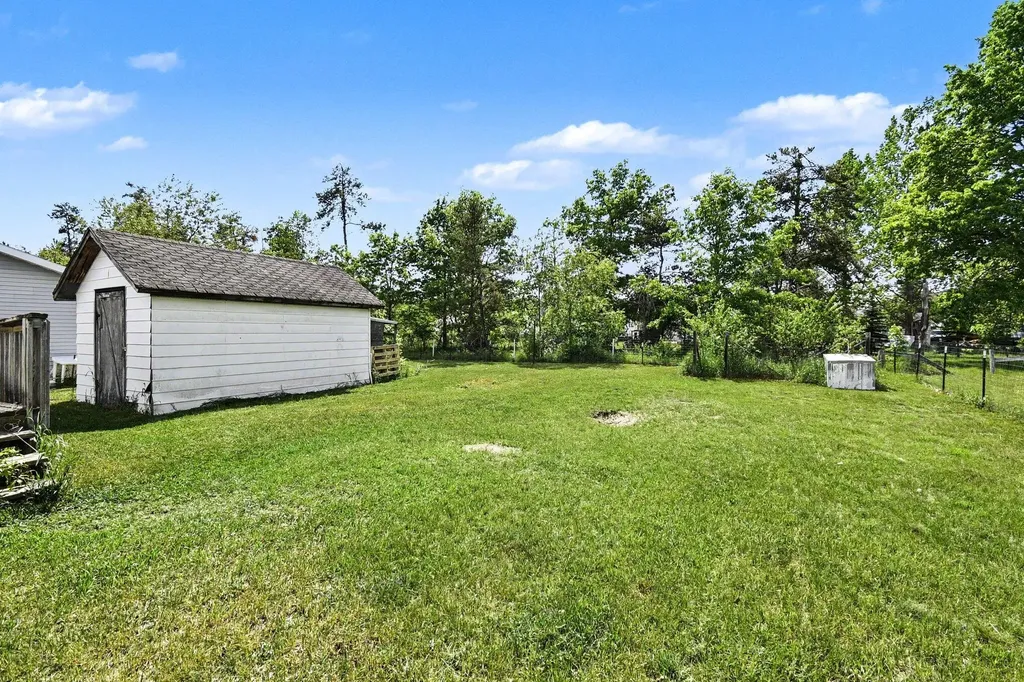 561 Pembroke Drive Grayling Charter Township MI 49738