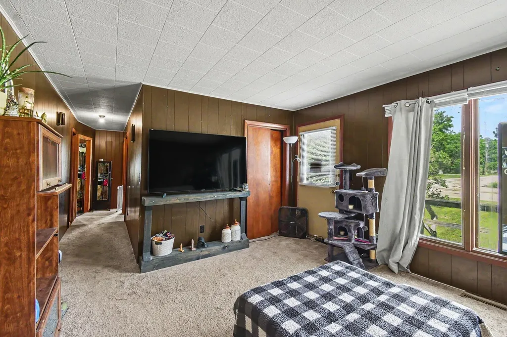 561 Pembroke Drive Grayling Charter Township MI 49738