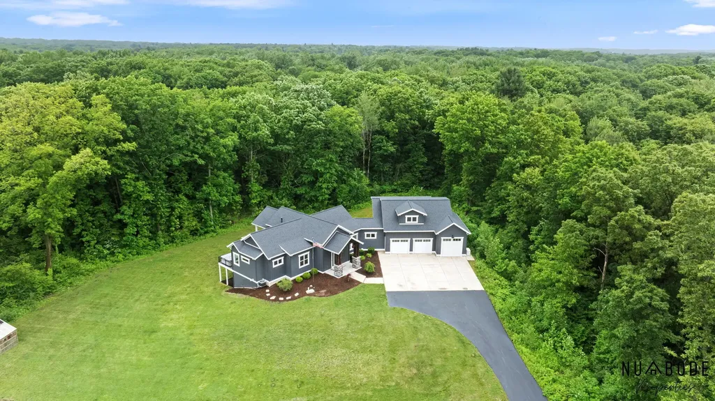 1497 10 Mile Road NE Algoma Township MI 49321