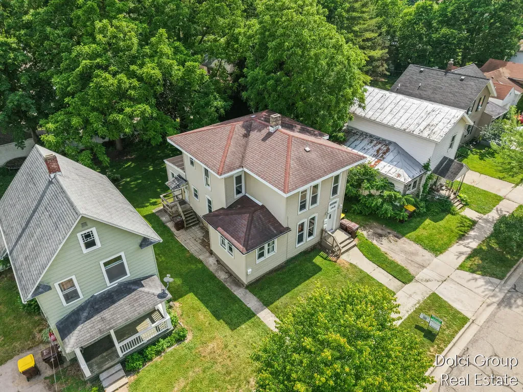 145 Lafayette Street Ionia City MI 48846