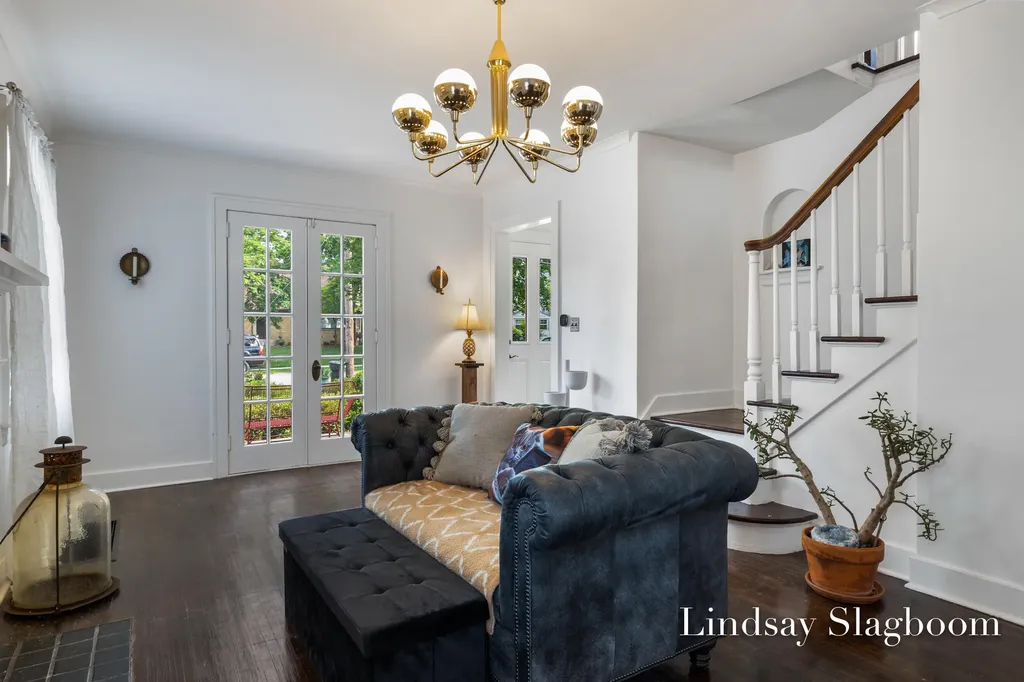 843 Orchard Avenue SE East Grand Rapids City MI 49506