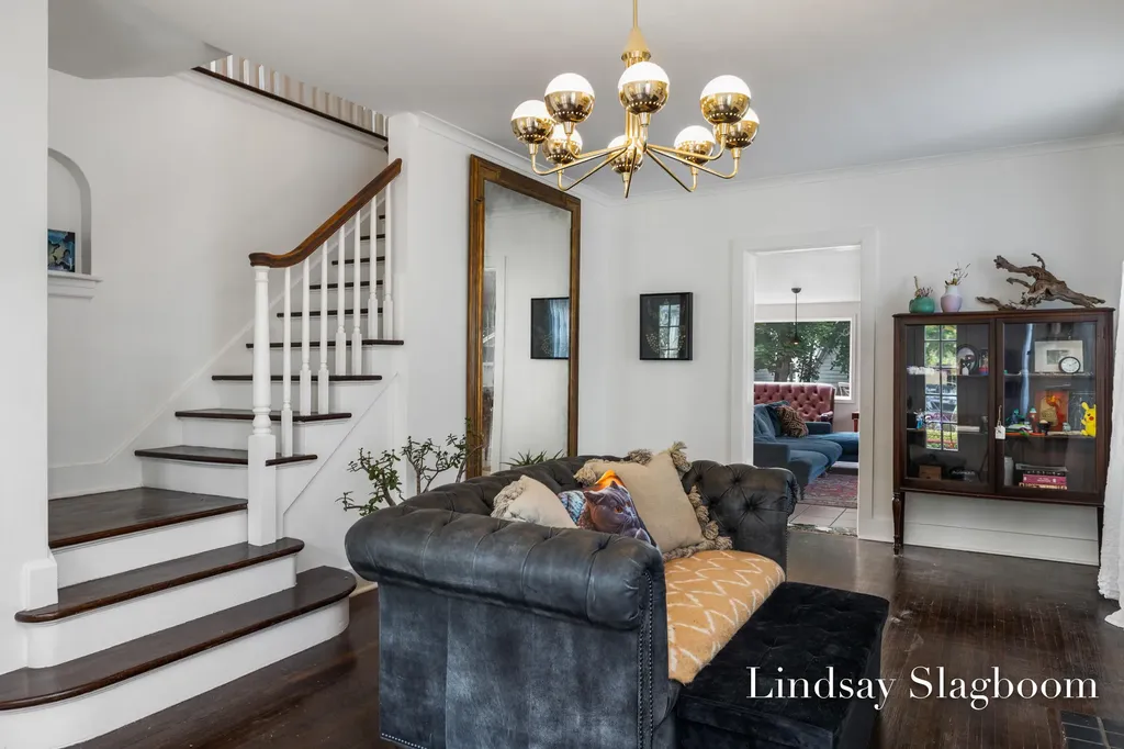 843 Orchard Avenue SE East Grand Rapids City MI 49506
