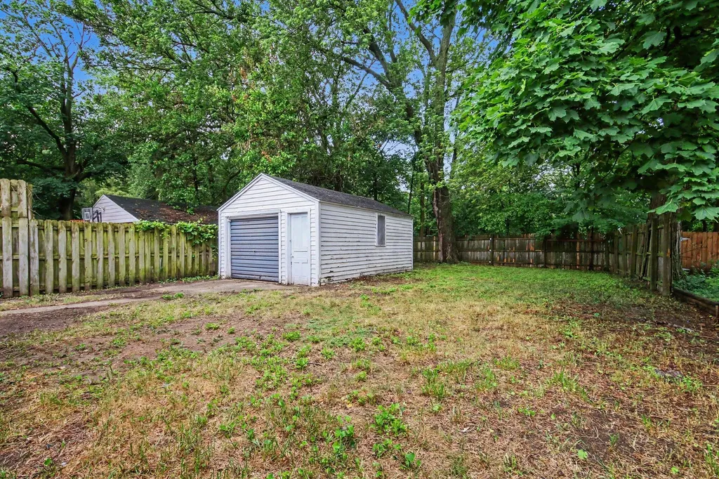 1727 Alto Avenue SE Grand Rapids City MI 49507